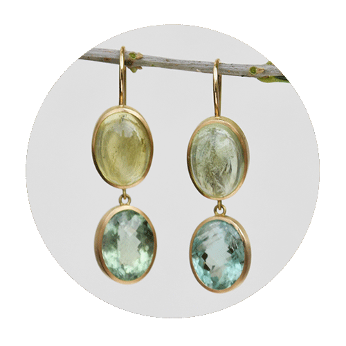 Earrings - 2-piece, 750/000 gold, beryl, cabochons and faceted, oval